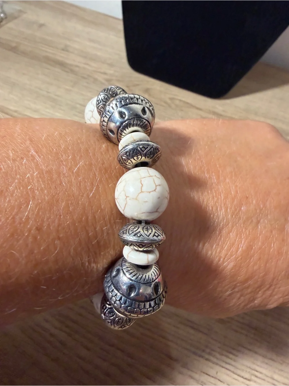 paparazzi White Howlite Bead Bracelet with Silver-Tone Accents